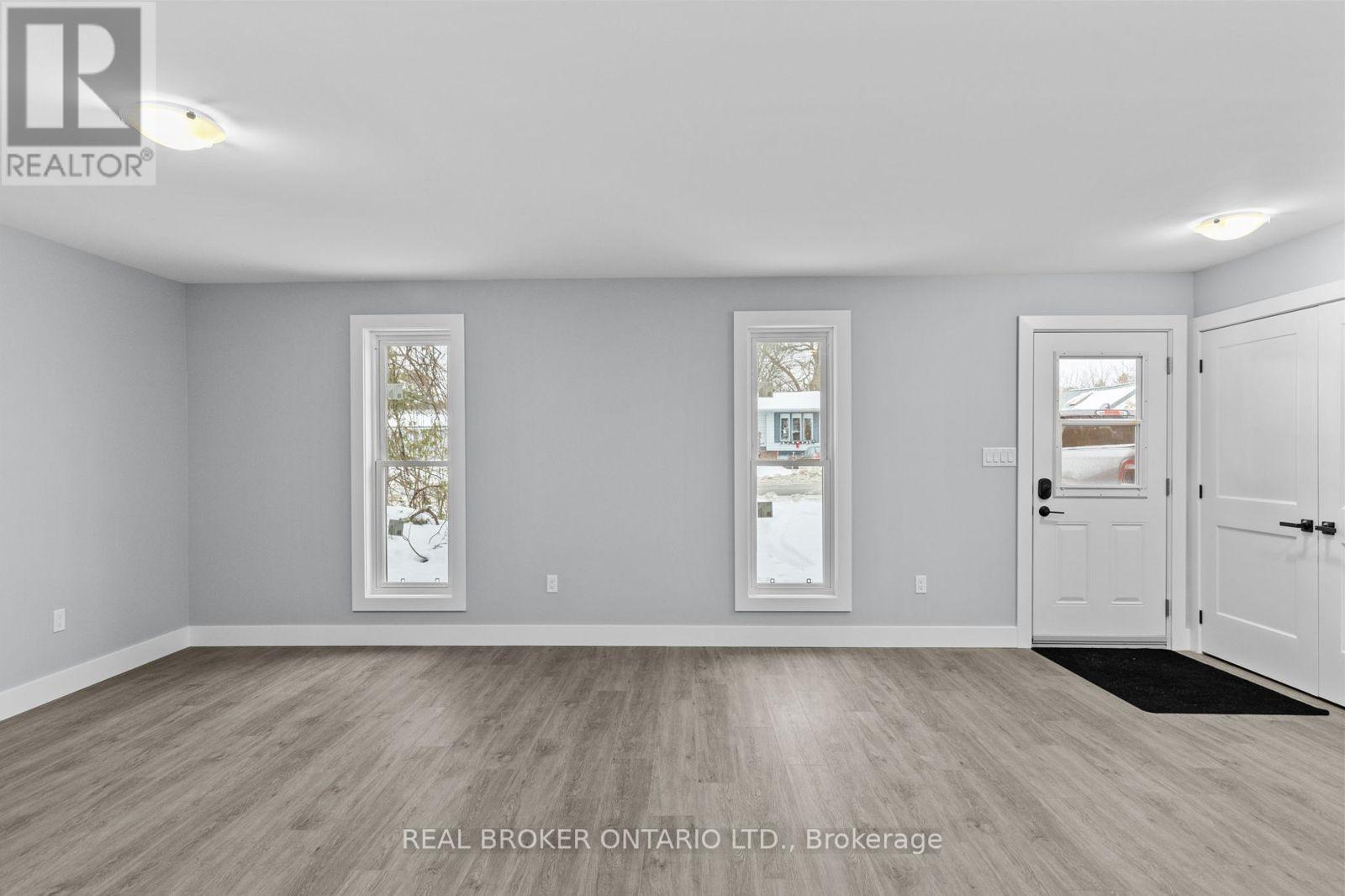 1 - 47 Creighton Street S, Ramara (Atherley), Ontario  L3V 1B1 - Photo 10 - S14112240