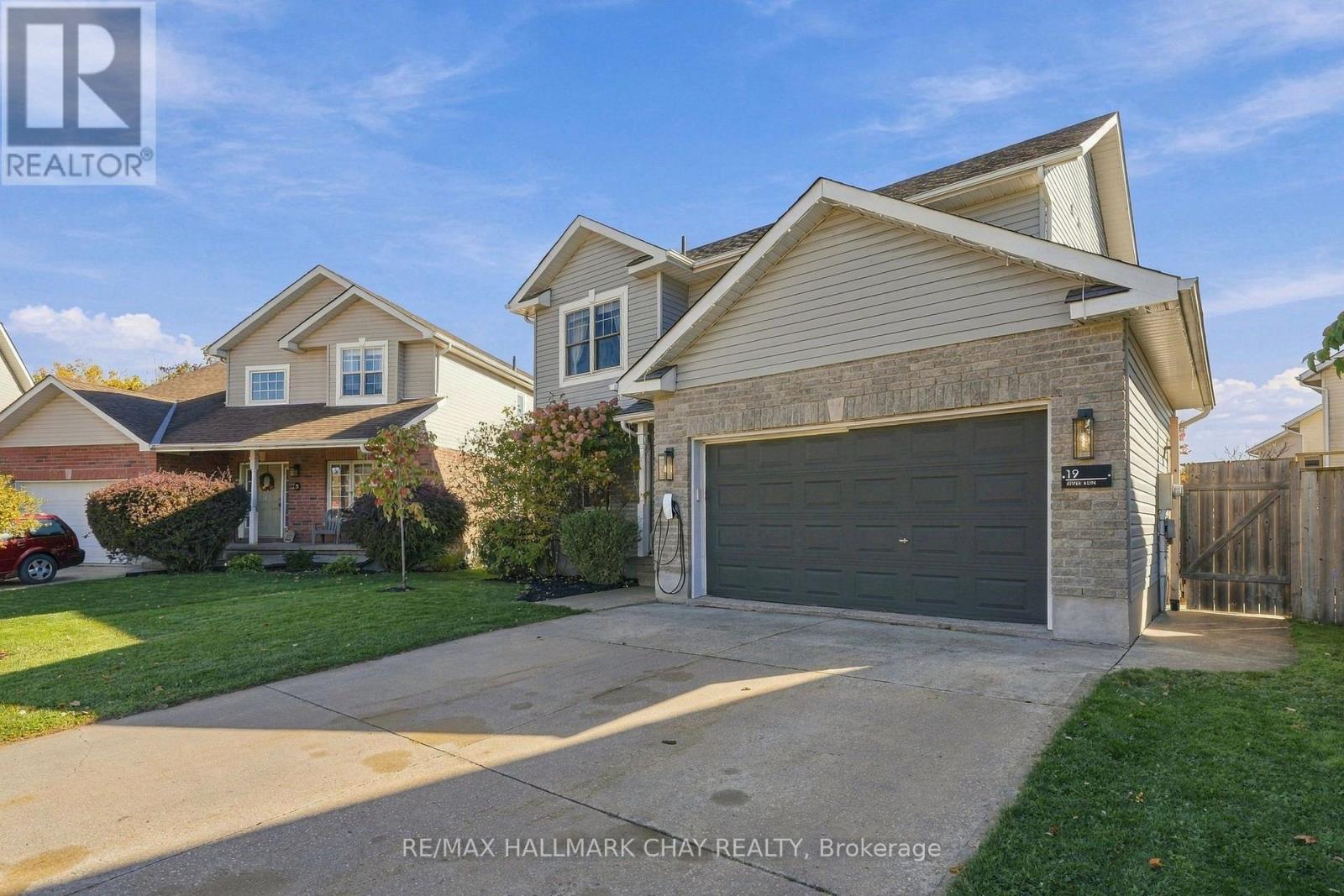 19 River Run, Collingwood, Ontario  L9Y 5J7 - Photo 2 - S14112378