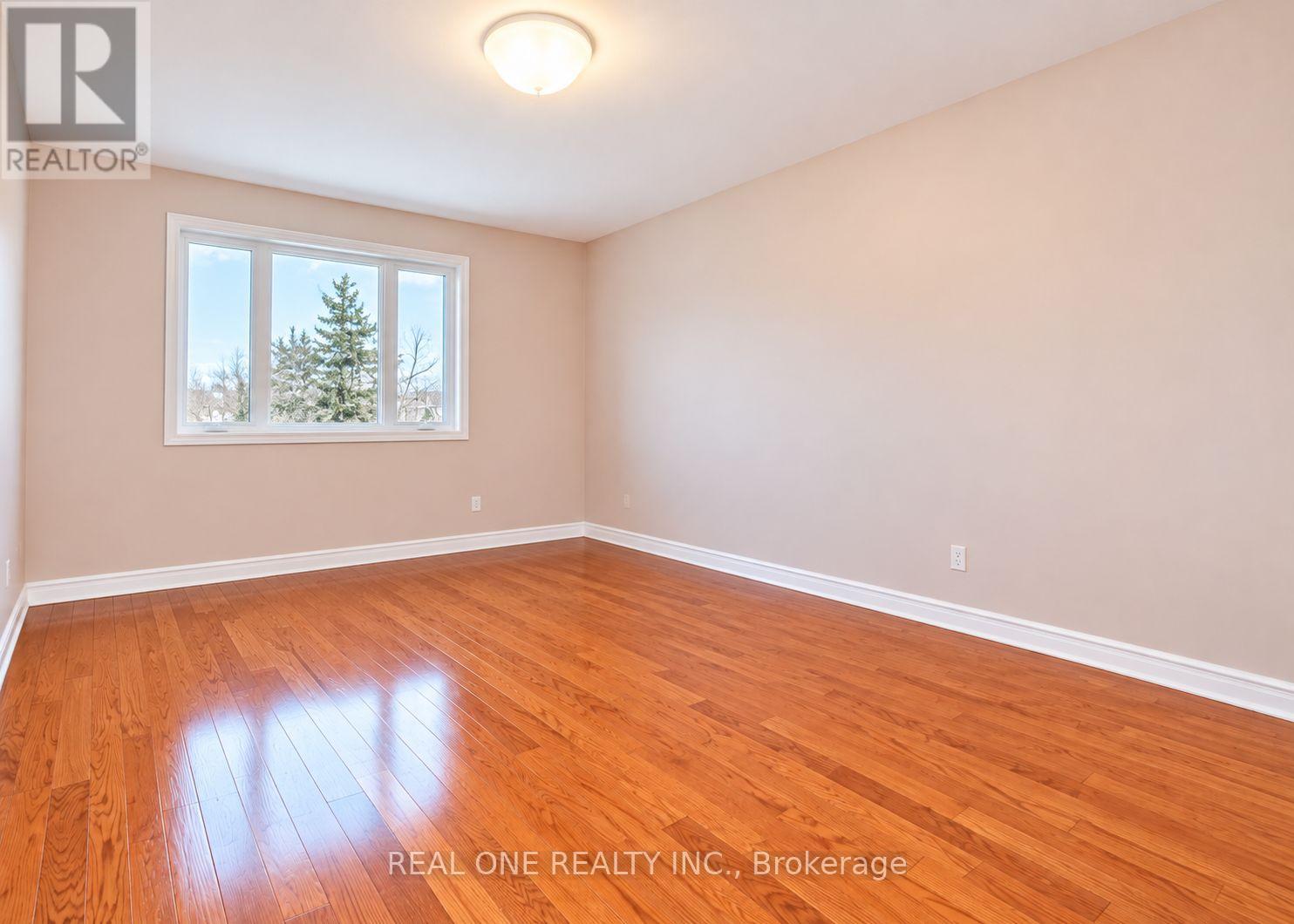 2272 Osprey Lane, Oakville, Ontario  L6M 4A8 - Photo 2 - W14112256