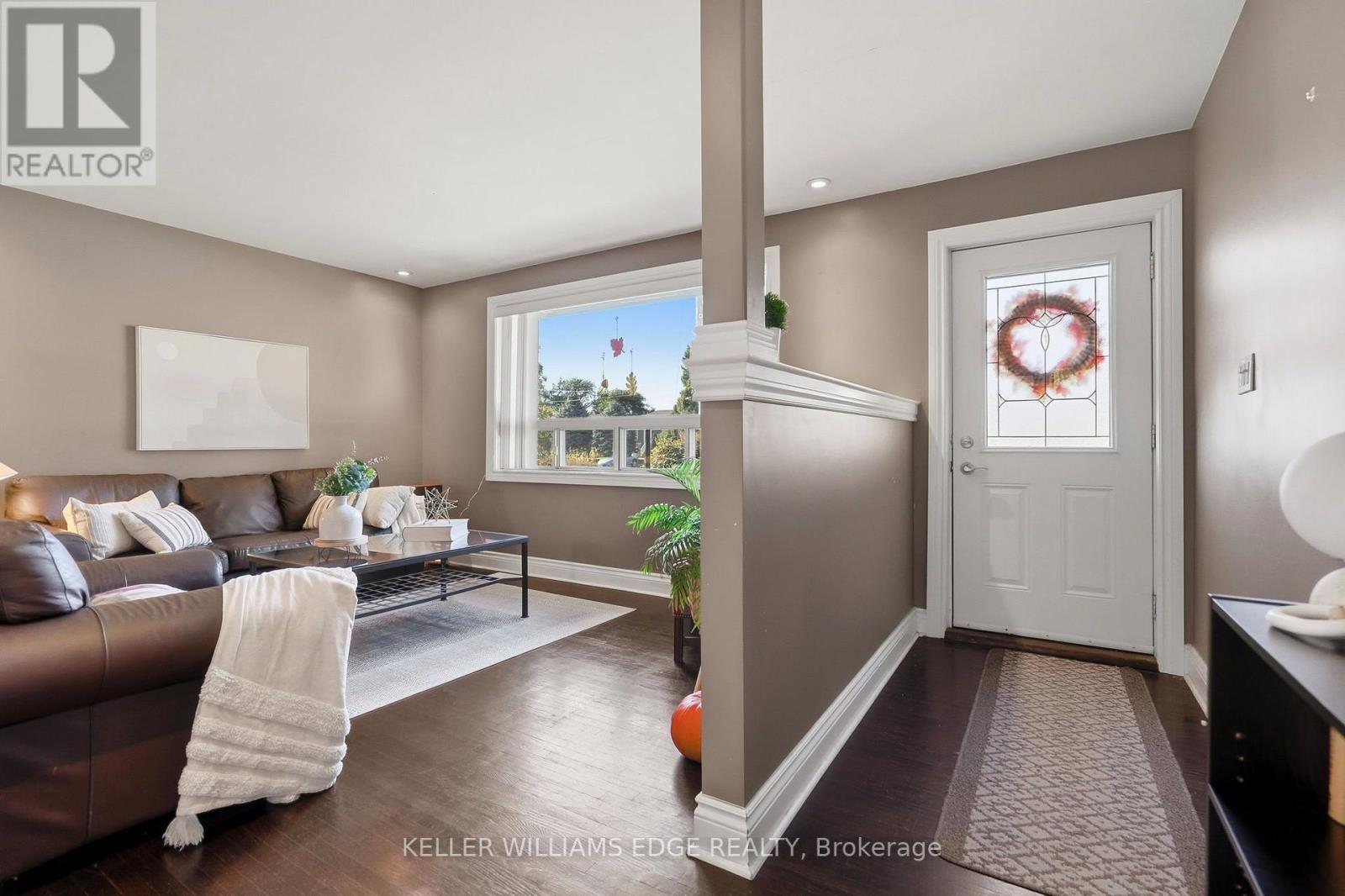 660 Wickens Avenue, Burlington, Ontario  L7T 3T2 - Photo 4 - W14112310