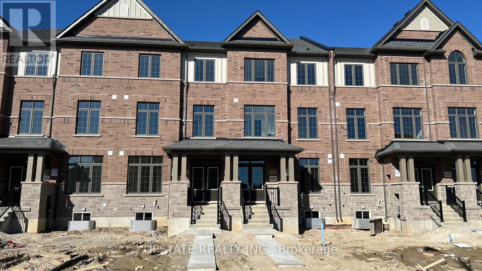 11 MINNOCK STREET, caledon, Ontario