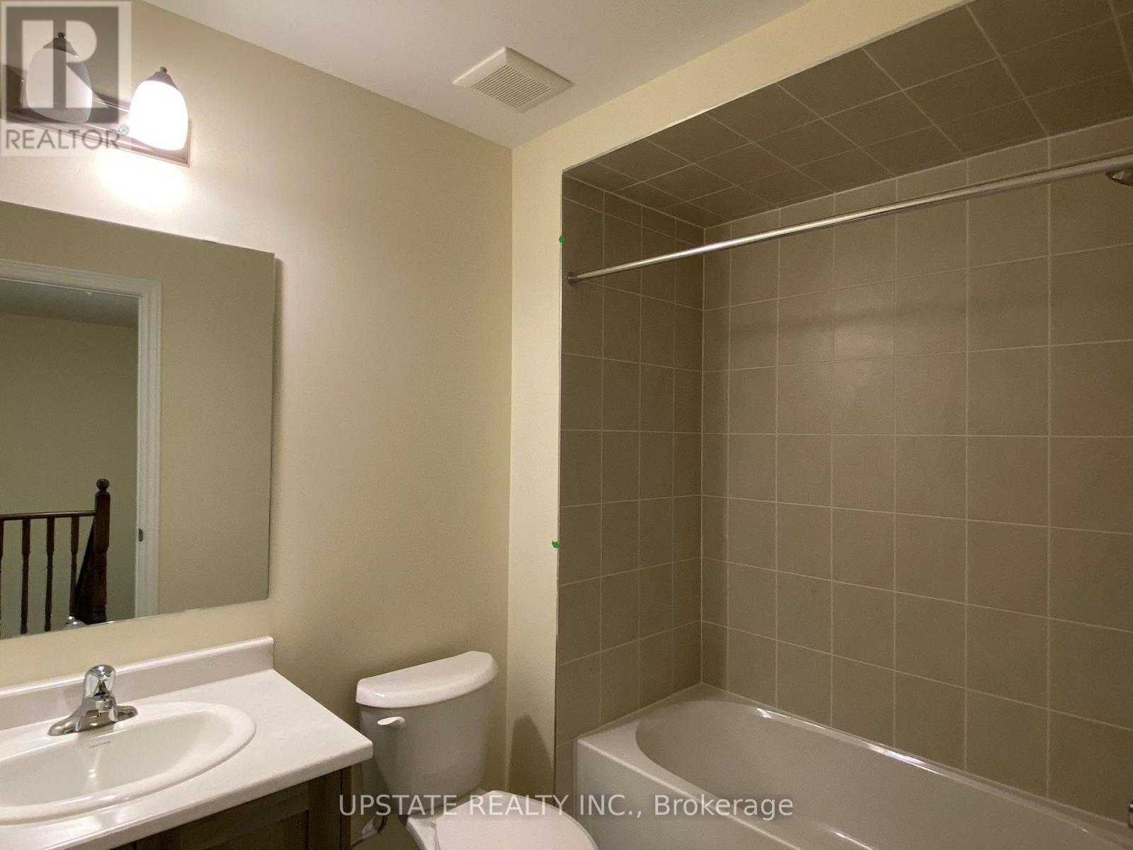 11 Minnock Street, Caledon, Ontario  L7C 4K5 - Photo 11 - W14112444