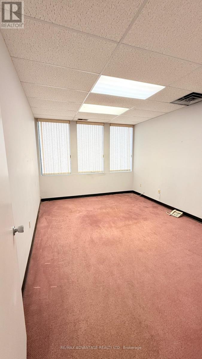 Unit 12 - Second Level - 25 Baseline Road W, London South, Ontario  N6J 1V1 - Photo 6 - X14111590