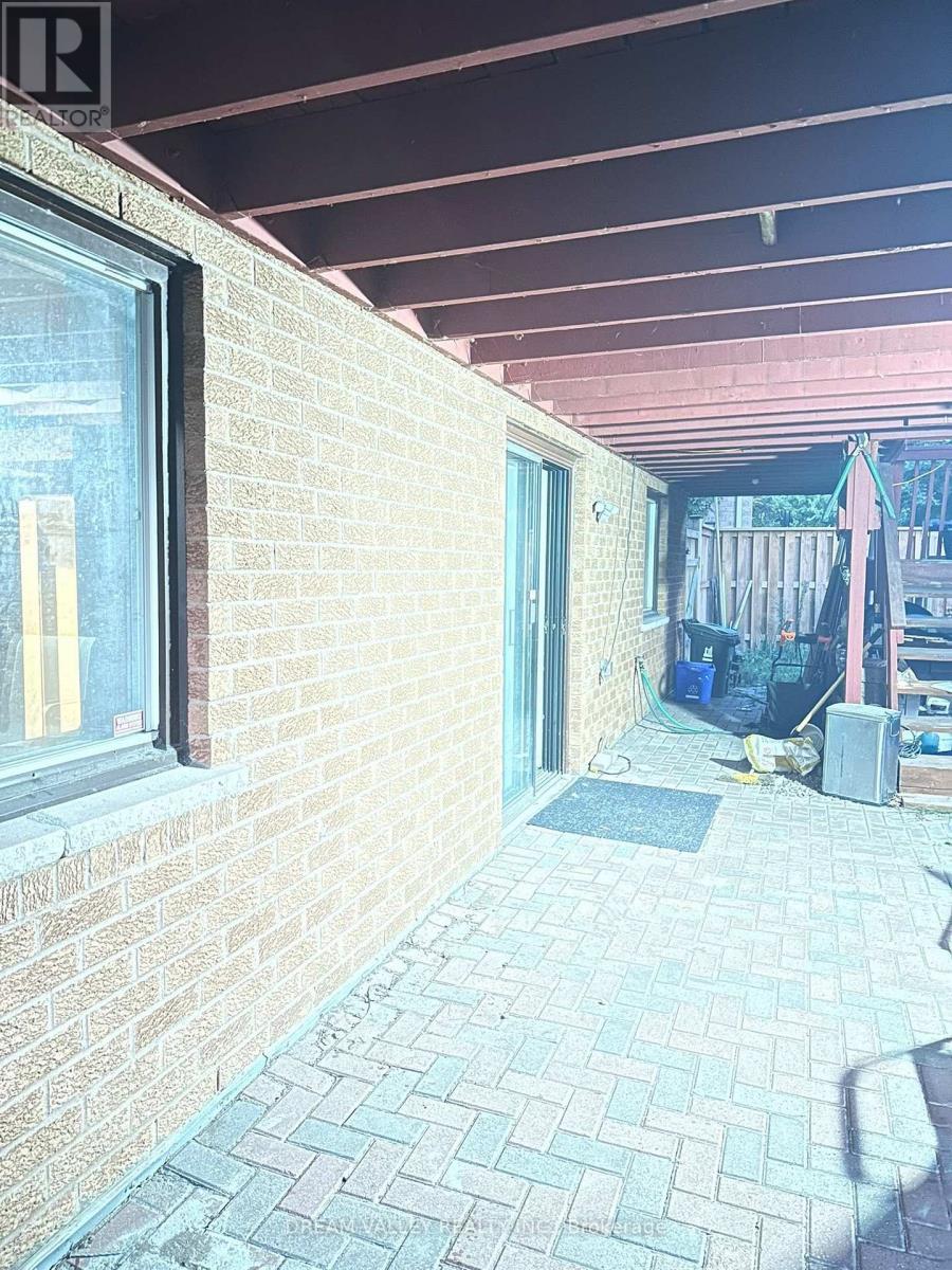 Basement - 275 Waterford Gate, Pickering, Ontario  L1V 6N3 - Photo 20 - E13783158