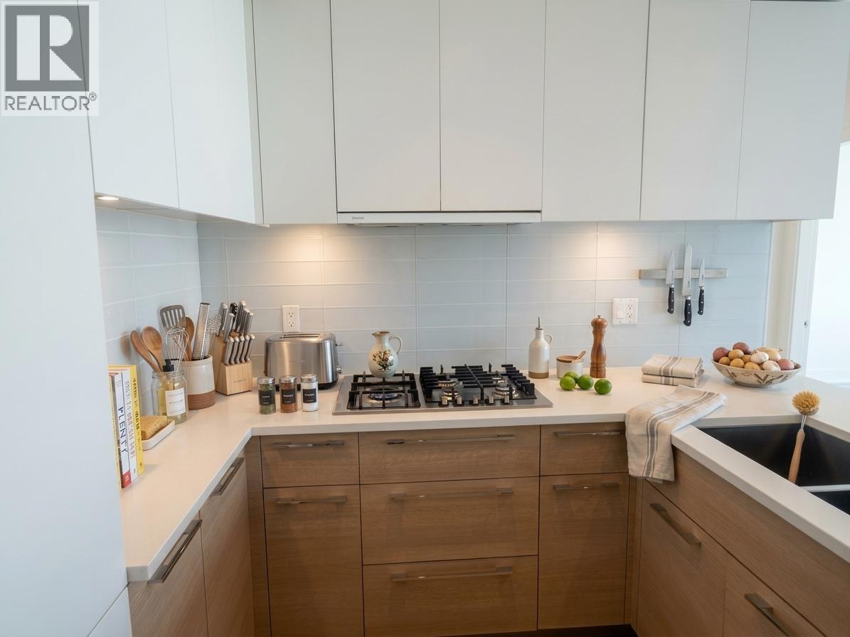 3505 1188 Pinetree Way, Coquitlam, British Columbia  V3B 0K9 - Photo 8 - R3178102