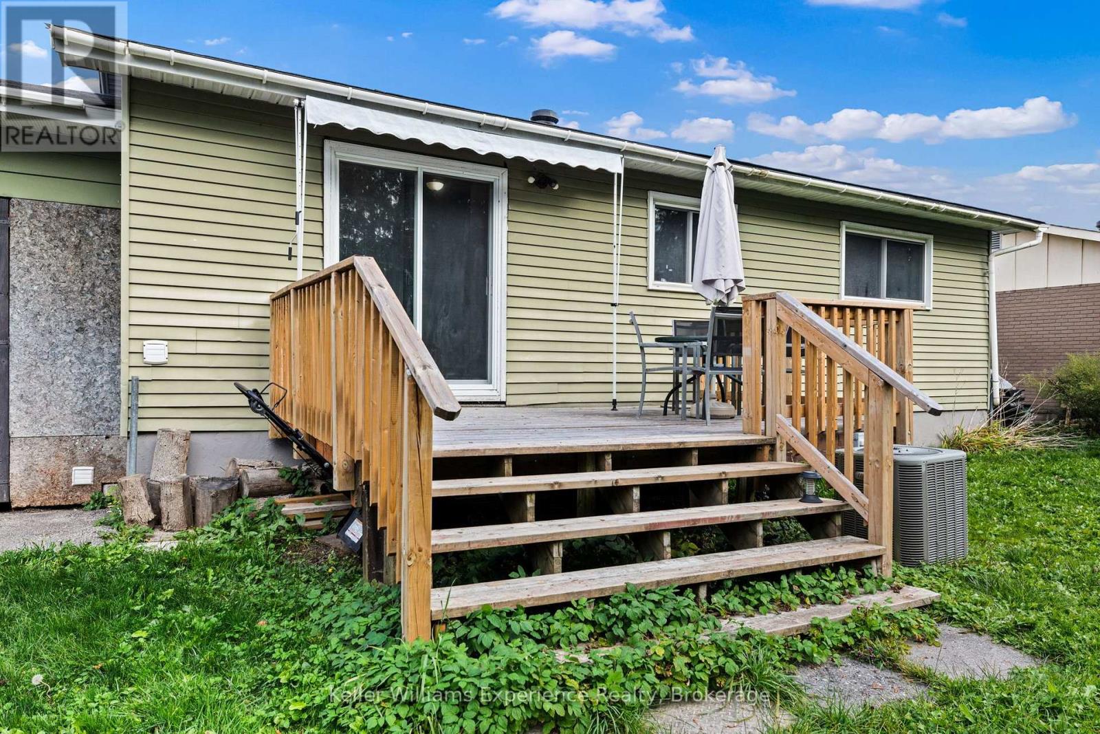 706 Simcoe Avenue, Tay, Ontario  L0K 1R0 - Photo 41 - S14112330