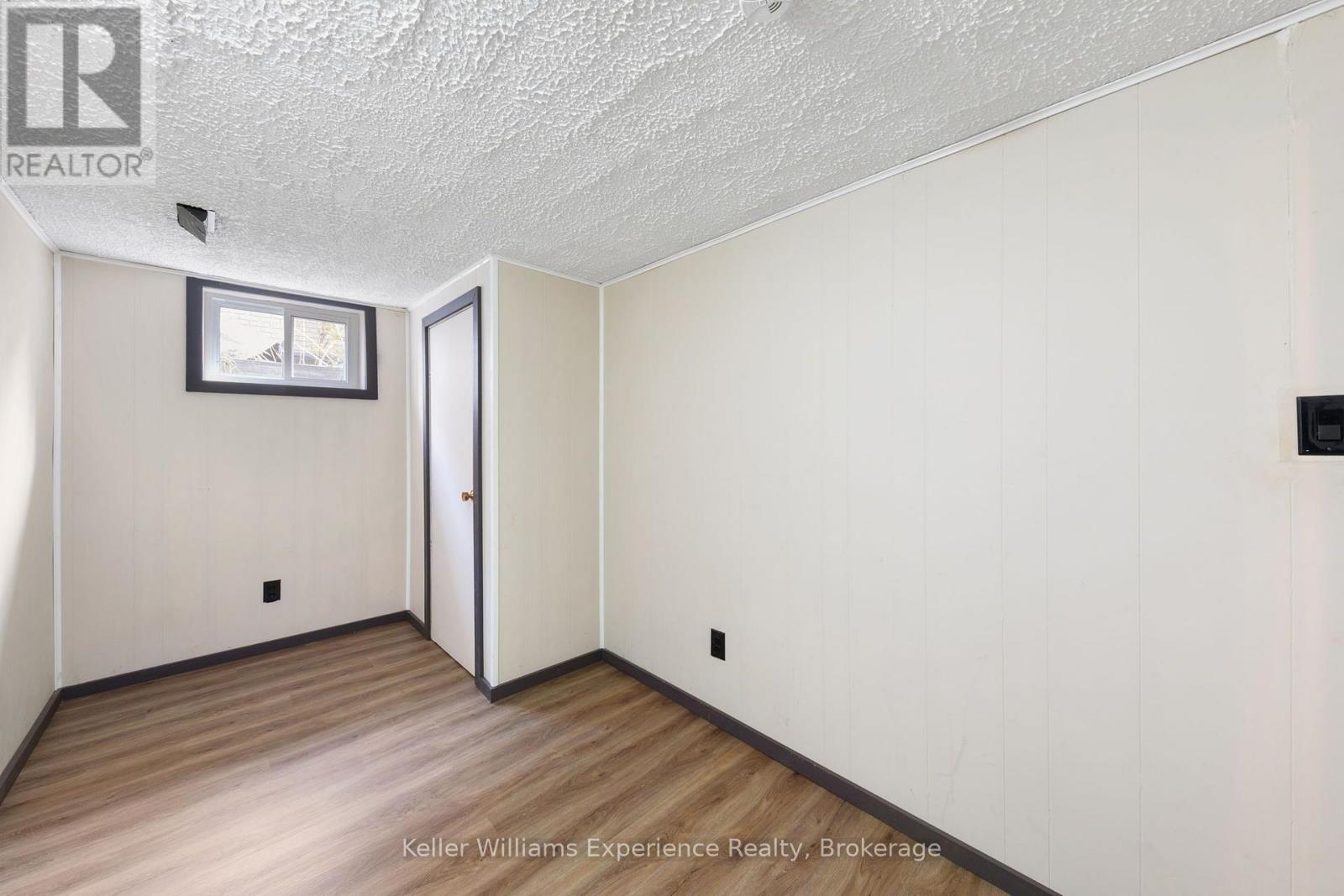 706 Simcoe Avenue, Tay, Ontario  L0K 1R0 - Photo 37 - S14112330