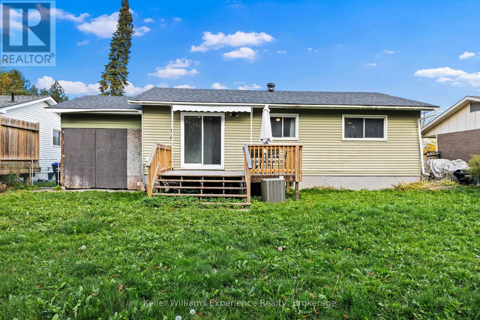 706 Simcoe Avenue, Tay, Ontario  L0K 1R0 - Photo 44 - S14112330