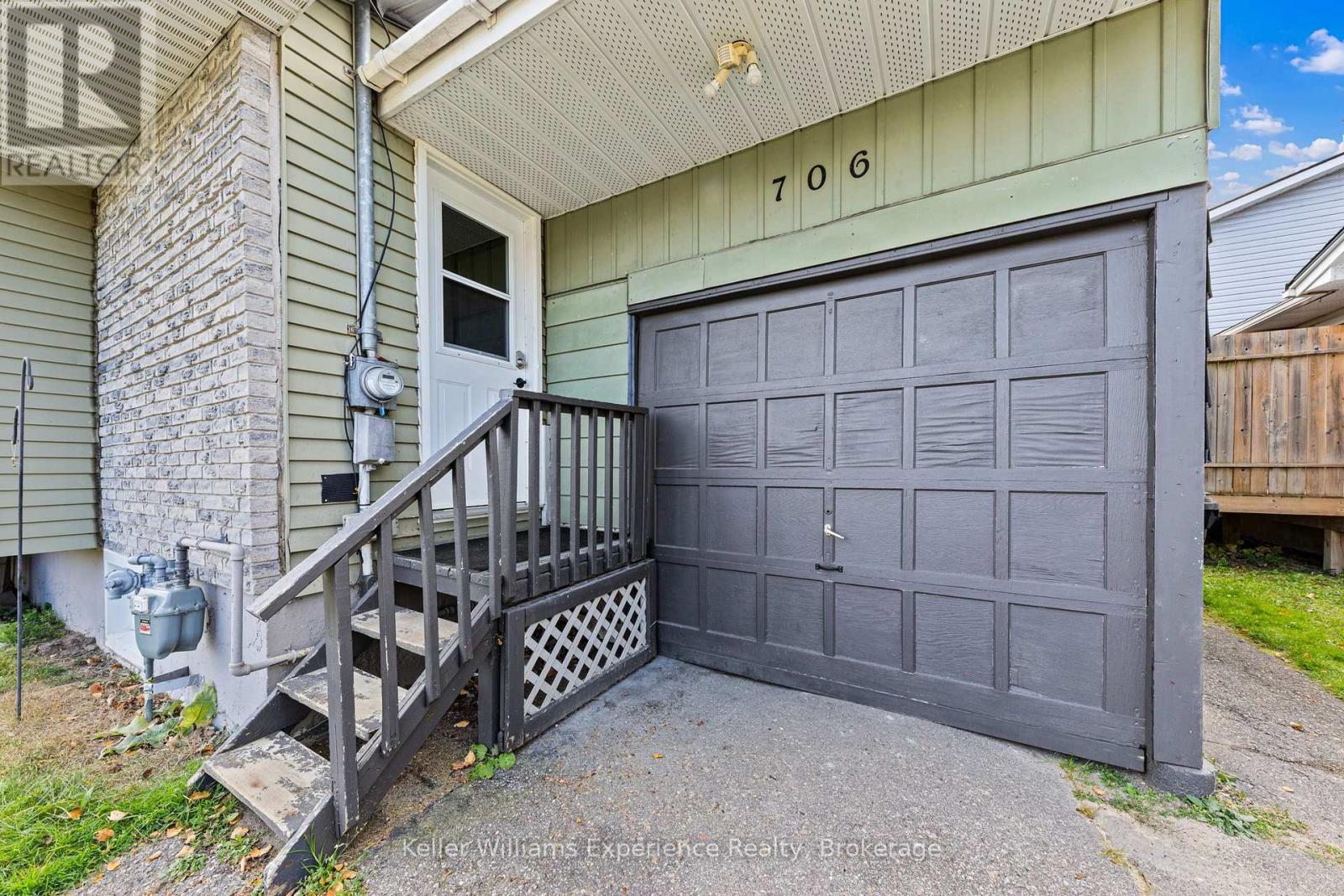 706 Simcoe Avenue, Tay, Ontario  L0K 1R0 - Photo 46 - S14112330