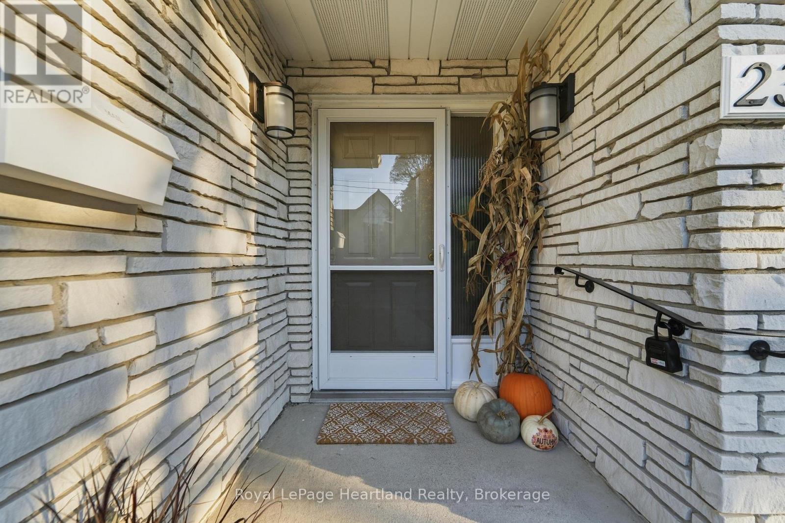 23 Trafalgar Street, Goderich, Ontario  N7A 1T3 - Photo 41 - X14112180