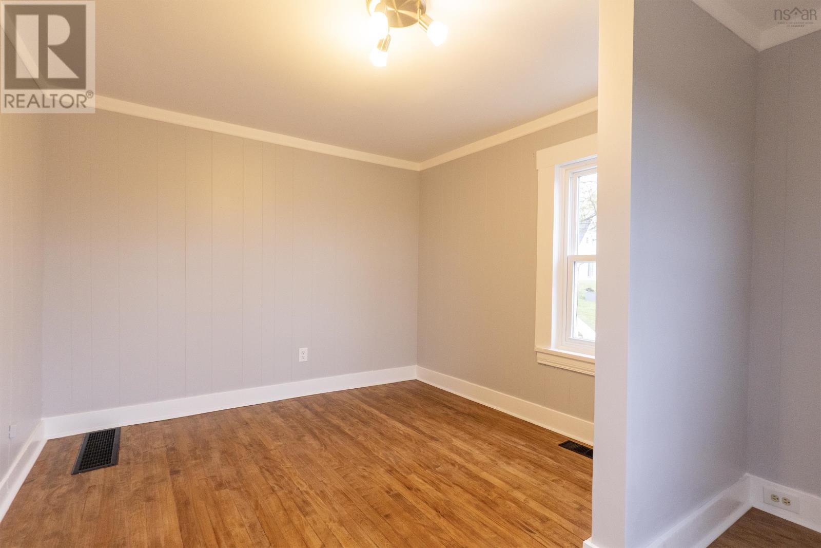 56 Victoria Street, Springhill, Nova Scotia  B0M 1X0 - Photo 17 - 202626558