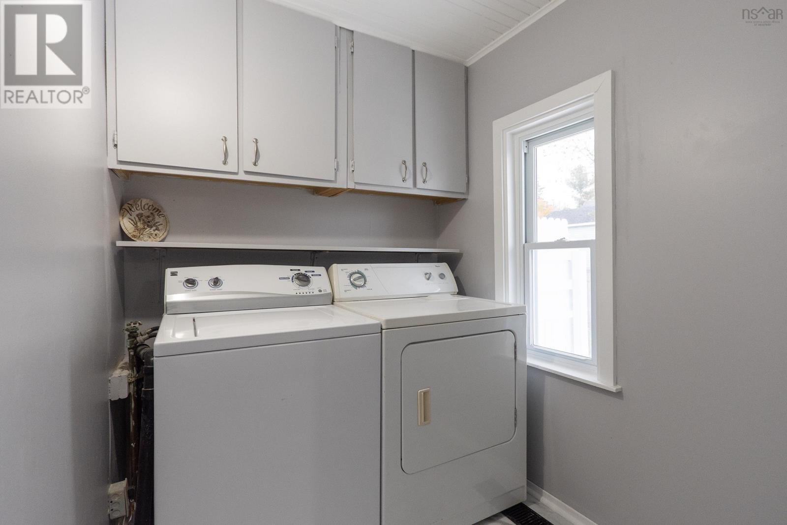 56 Victoria Street, Springhill, Nova Scotia  B0M 1X0 - Photo 9 - 202626558