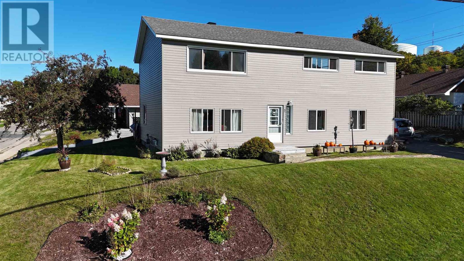 1 Joubin RD, Elliot Lake, Ontario
