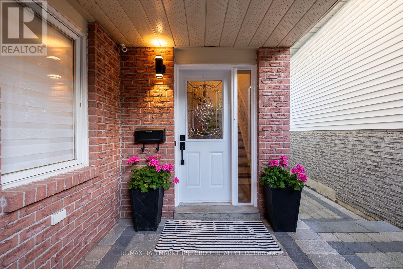 148 Sandringham Drive, Clarington, Ontario  L1E 2G6 - Photo 5 - E14109756