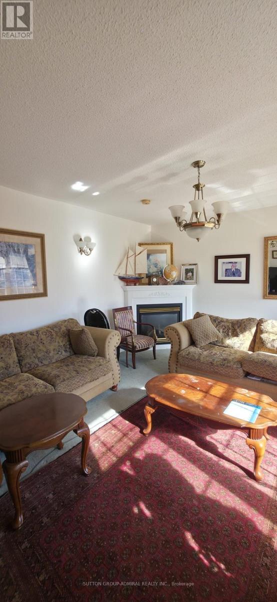 143 Huntingfield Street, Vaughan, Ontario  L4K 5S5 - Photo 4 - N14112140