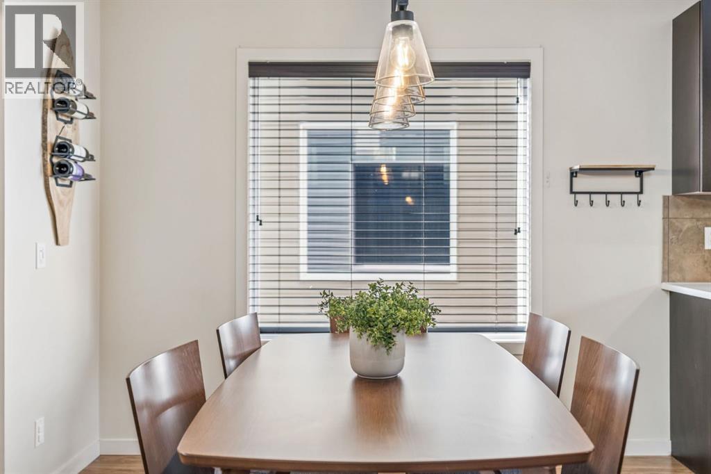 338 Sunset Common, Cochrane, Alberta  T4C 0L7 - Photo 12 - A2354018