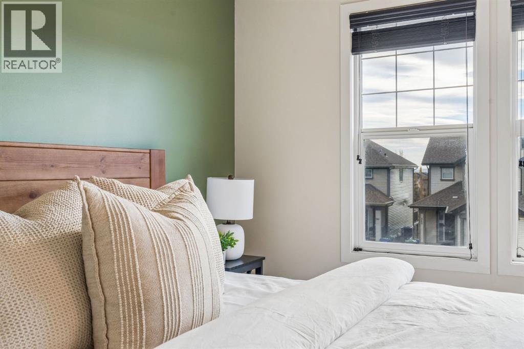338 Sunset Common, Cochrane, Alberta  T4C 0L7 - Photo 19 - A2354018