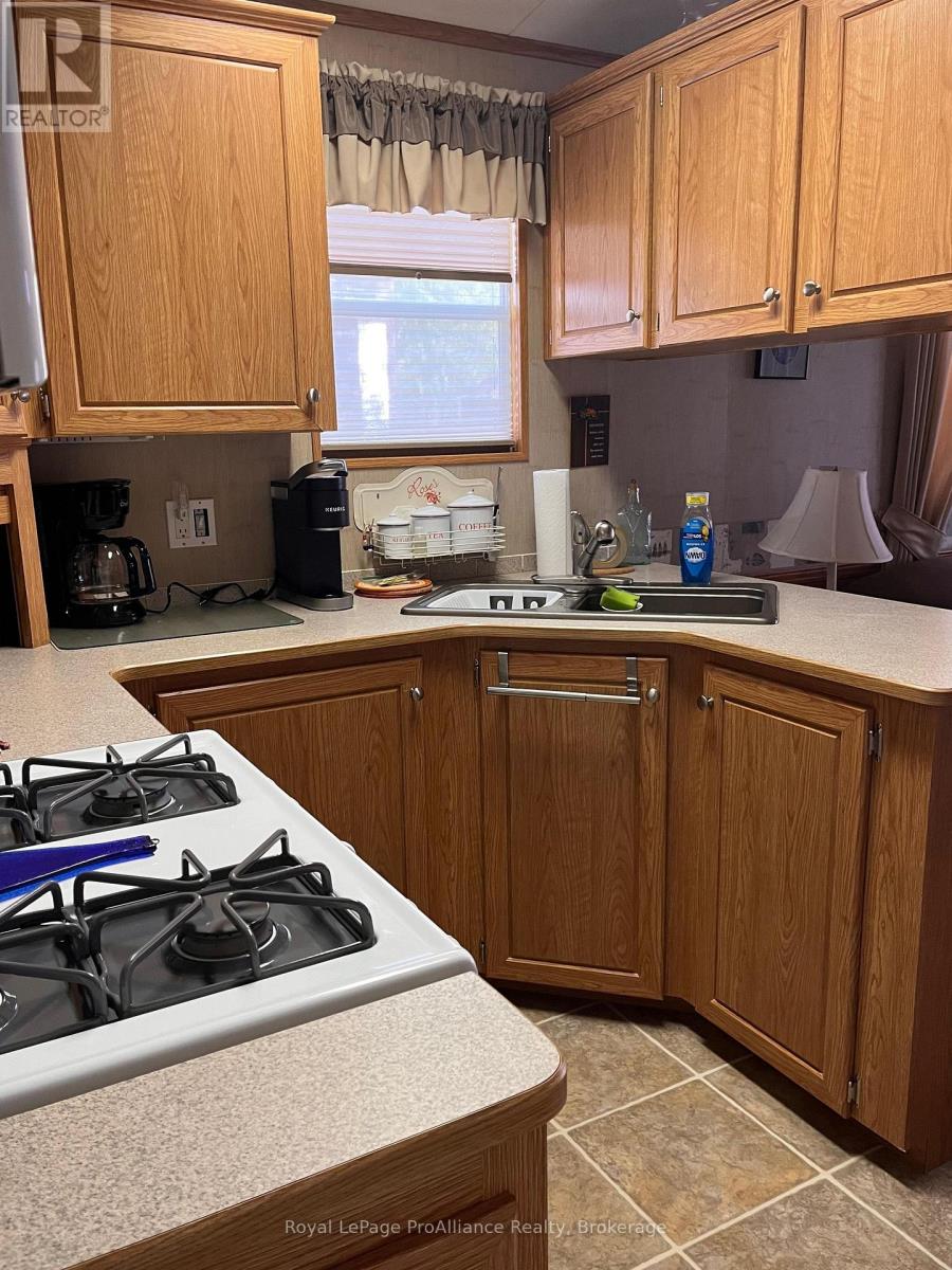 486 County Road 18 - 8 Forest Grove Lane, Prince Edward County, Ontario  K0K 1P0 - Photo 9 - X14112466