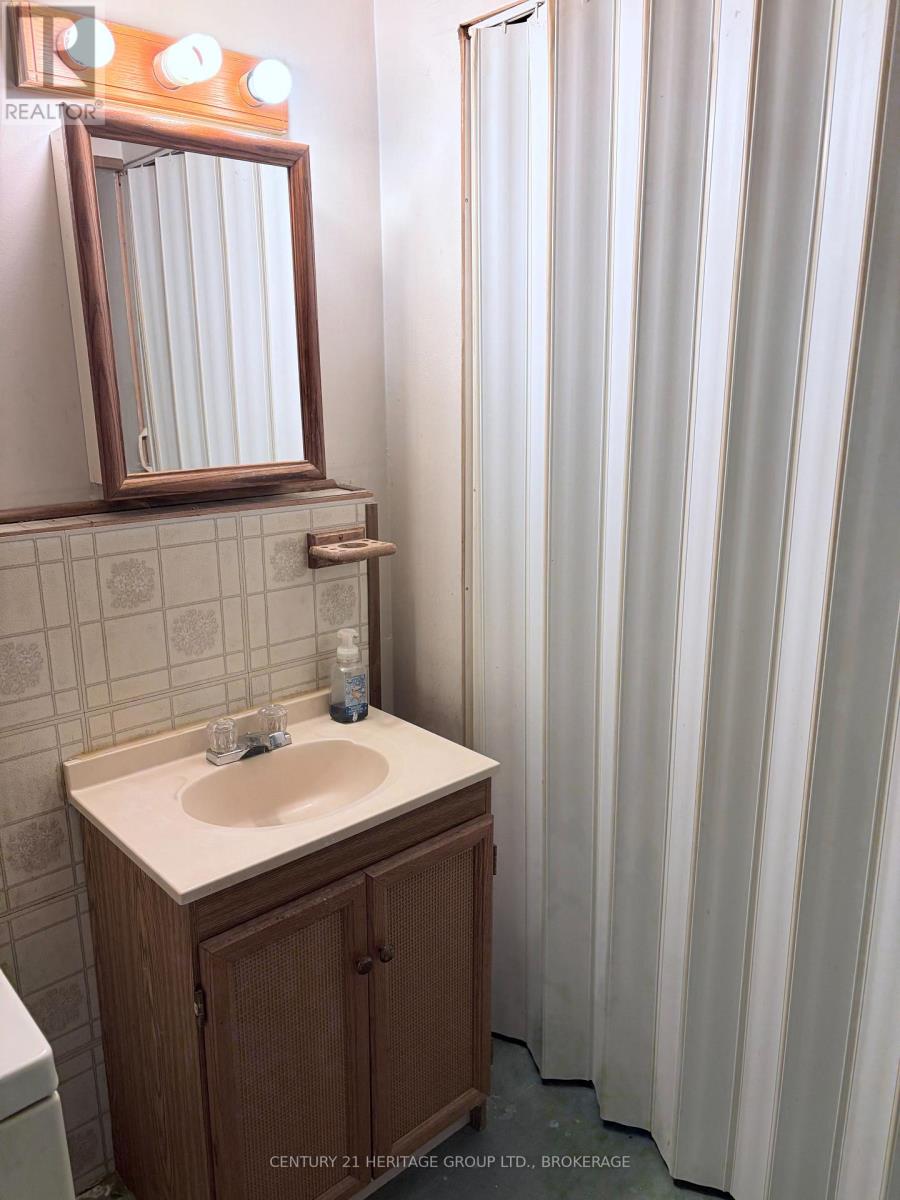 150 Dauphin Avenue, Kingston (Rideau), Ontario  K7K 6B1 - Photo 32 - X14112550