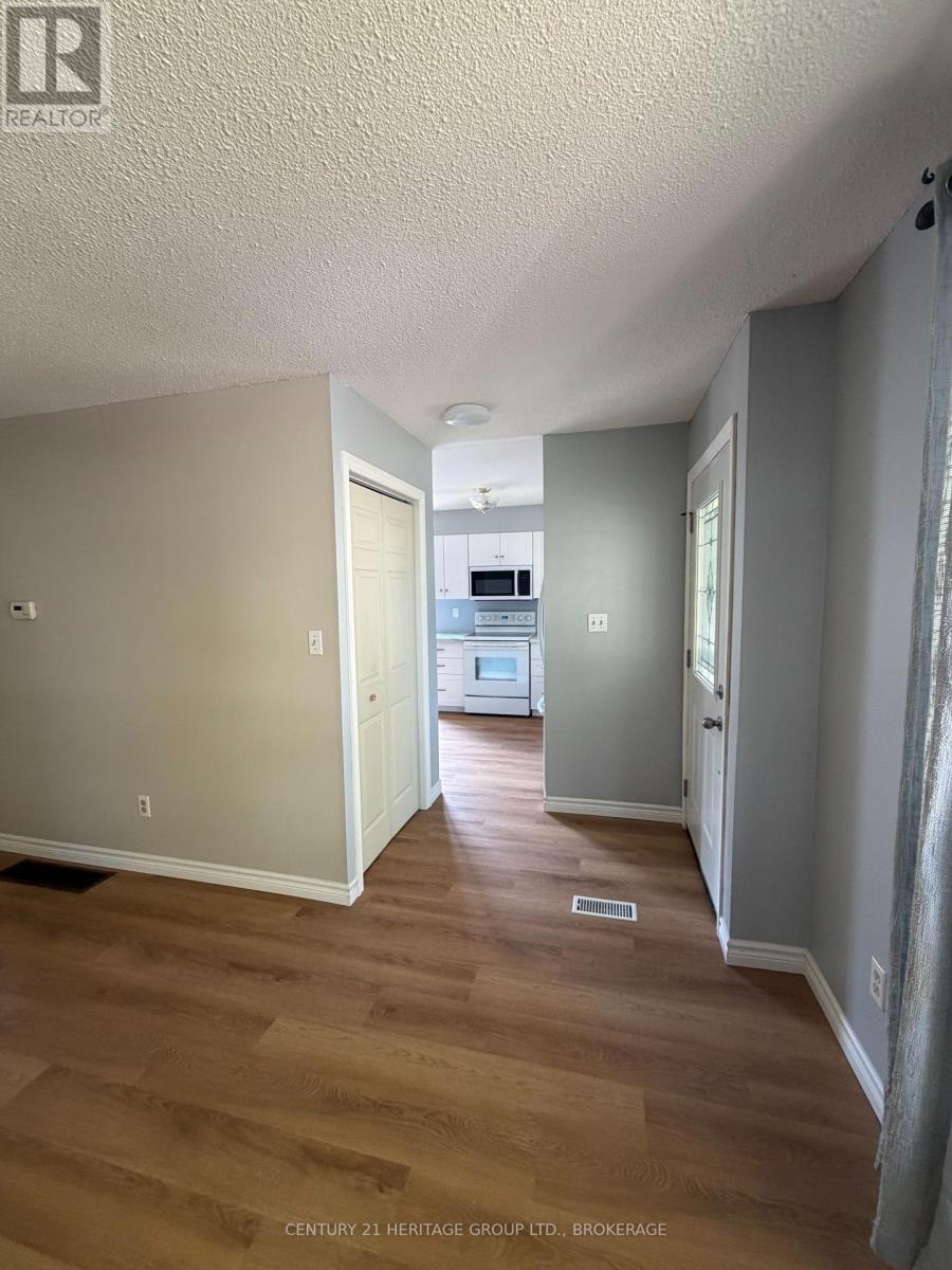 150 Dauphin Avenue, Kingston (Rideau), Ontario  K7K 6B1 - Photo 8 - X14112550