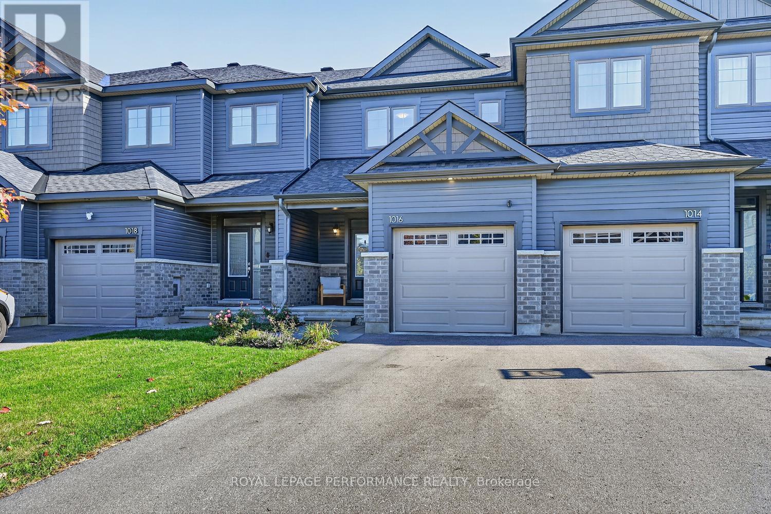 1016 Kijik Crescent, Ottawa, Ontario  K1X 0J5 - Photo 3 - X14112484