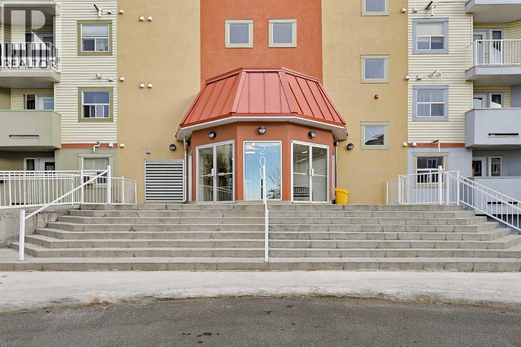 2105, 700 Willowbrook Road NW