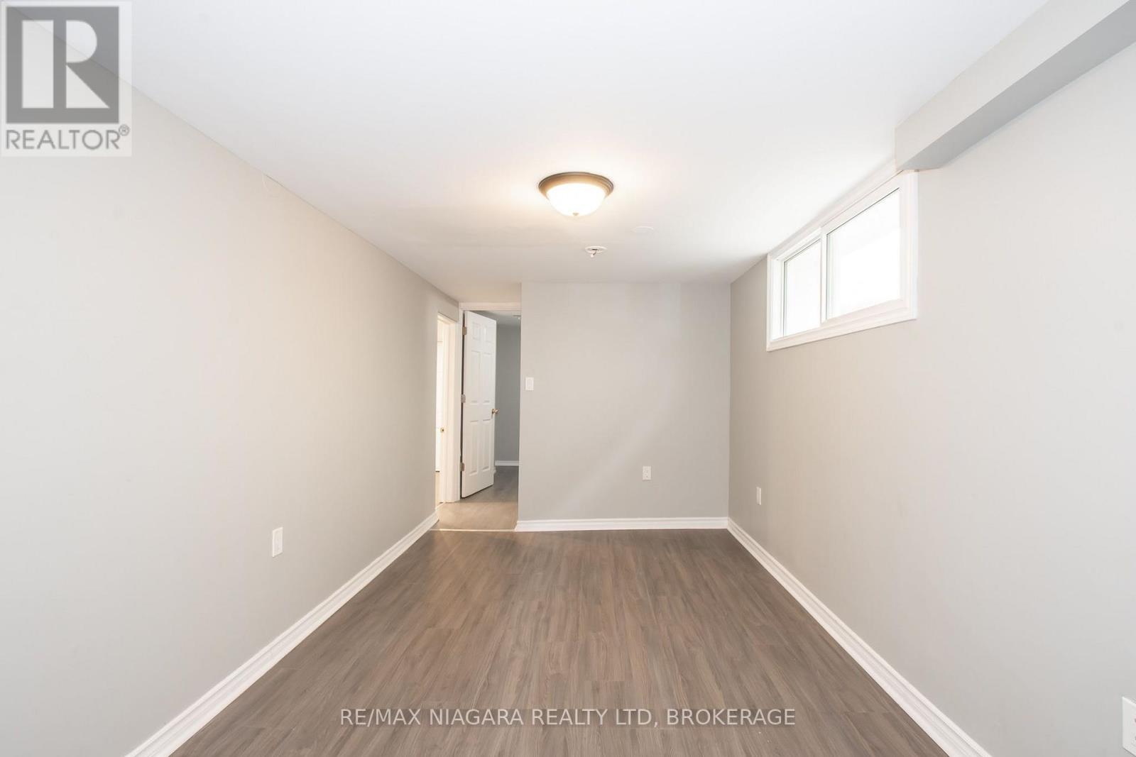 4 Manchester Avenue, St. Catharines (Haig), Ontario  L2R 1N8 - Photo 11 - X14112504