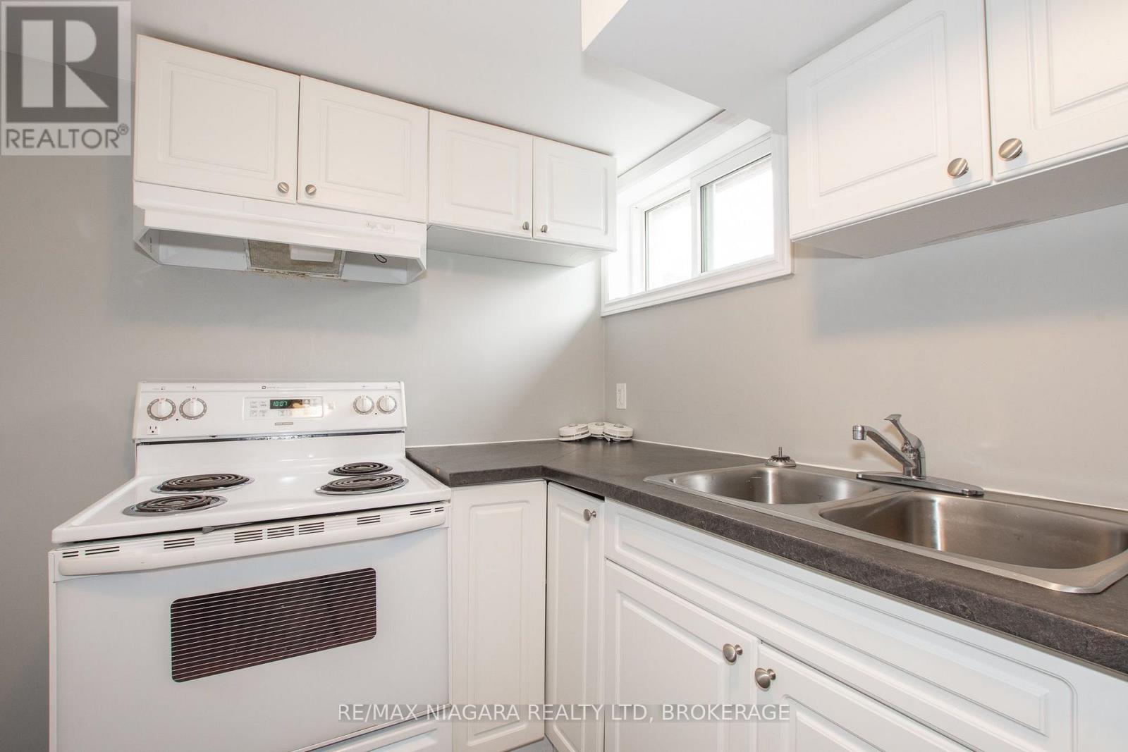4 Manchester Avenue, St. Catharines (Haig), Ontario  L2R 1N8 - Photo 20 - X14112504