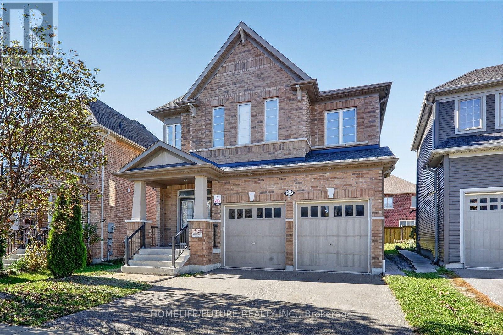 2548 Bandsman Crescent, Oshawa, Ontario  L1L 0M2 - Photo 2 - E14112472
