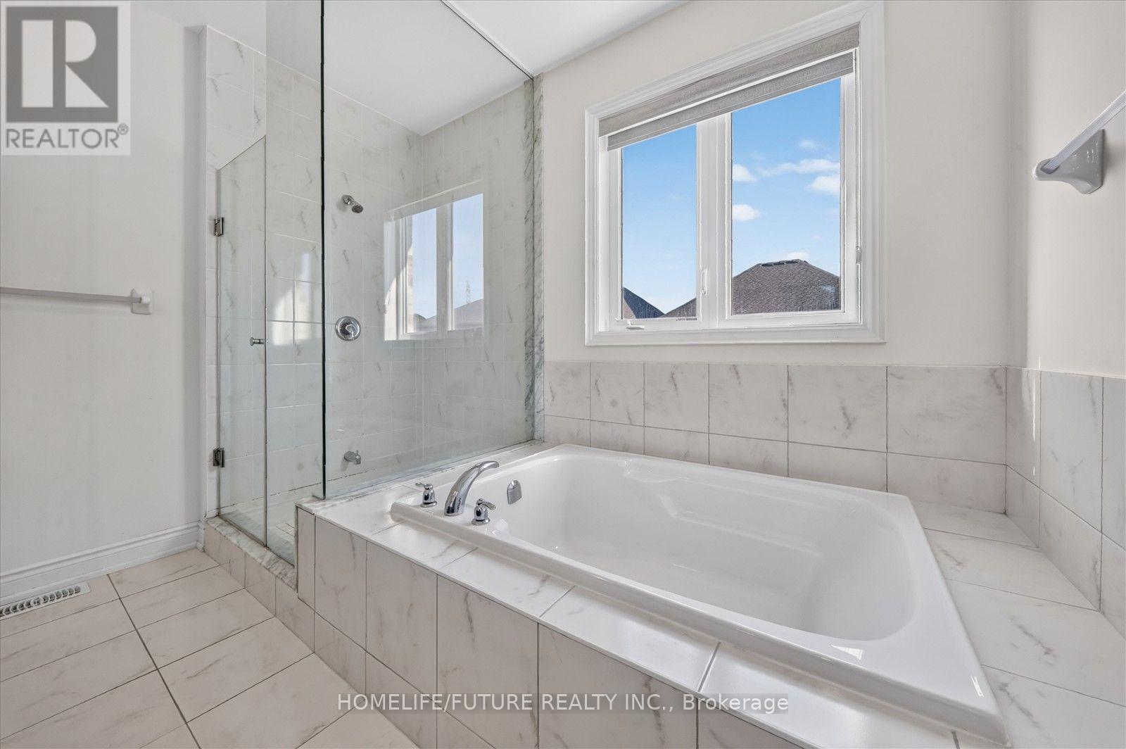 2548 Bandsman Crescent, Oshawa, Ontario  L1L 0M2 - Photo 22 - E14112472