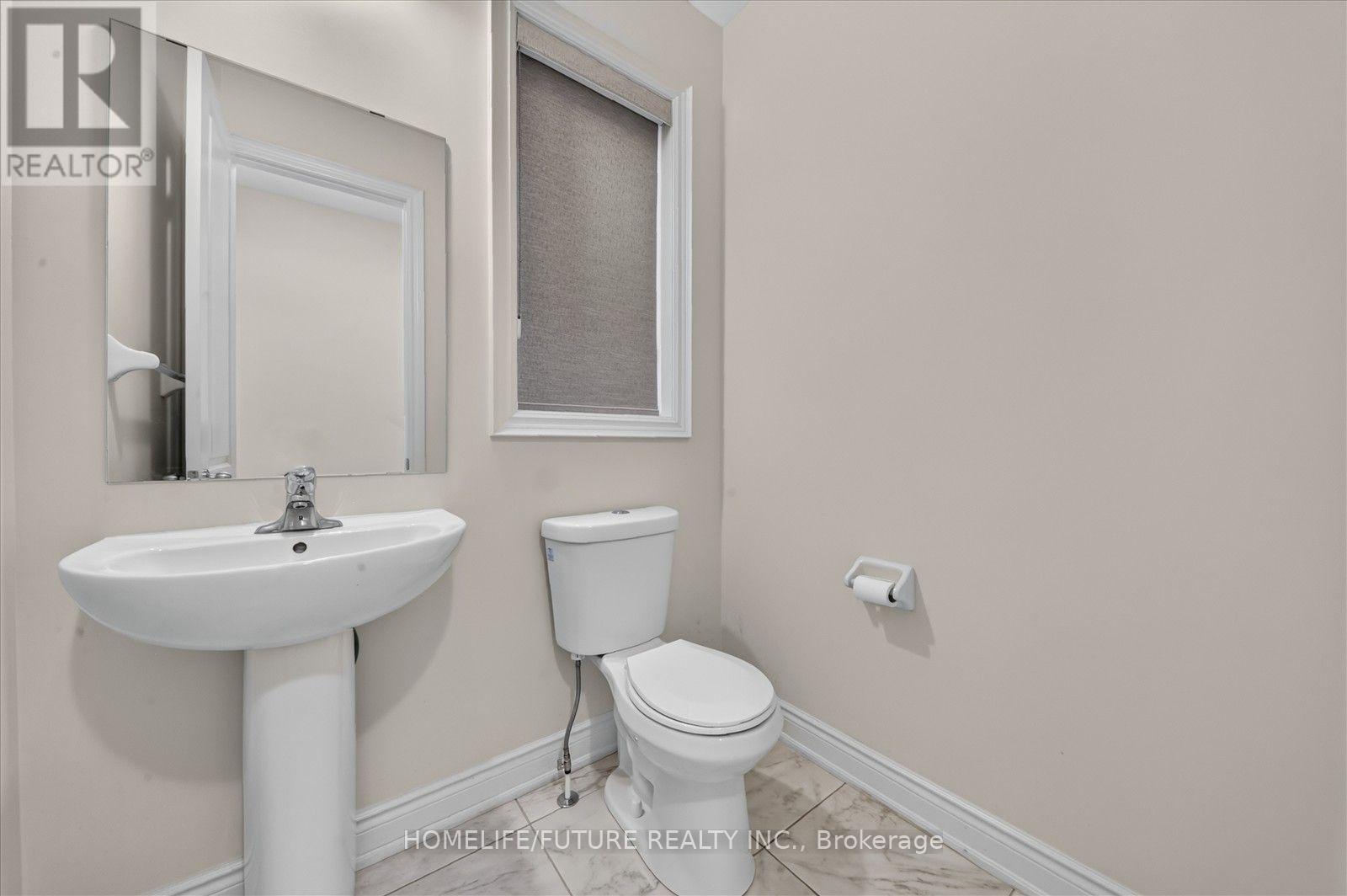 2548 Bandsman Crescent, Oshawa, Ontario  L1L 0M2 - Photo 5 - E14112472