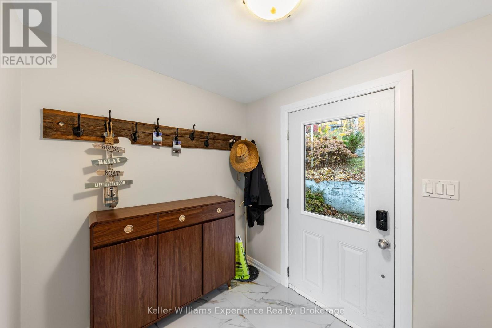 21 Lakeview Crescent, Tiny, Ontario  L9M 1R2 - Photo 9 - S14112530