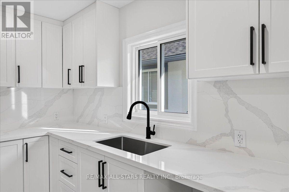 230 Bayview Avenue, Georgina, Ontario  L4P 2T2 - Photo 25 - N14112460