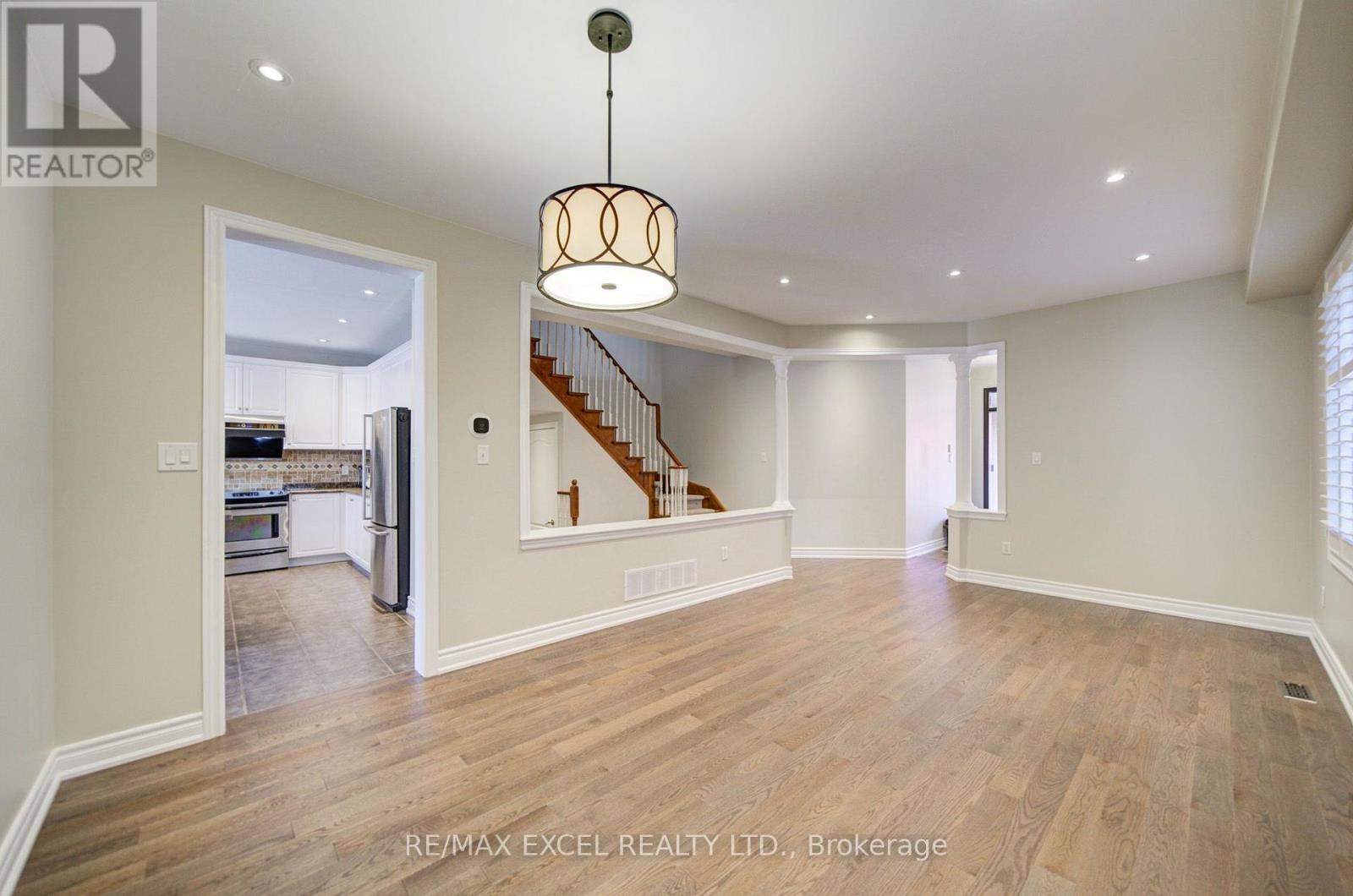 202 West Lawn Crescent, Whitchurch-Stouffville (Stouffville), Ontario  L4A 0B4 - Photo 15 - N14112512