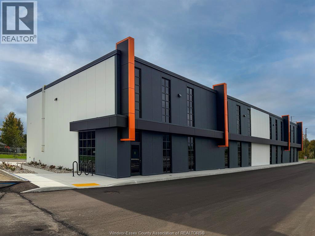 320 SOUTH TALBOT ROAD North, Essex, Ontario
