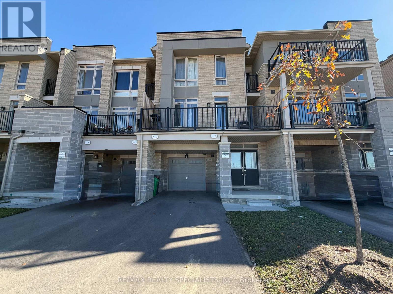 80 Donald Ficht Crescent, Brampton, Ontario  L7A 5H7 - Photo 3 - W13852528