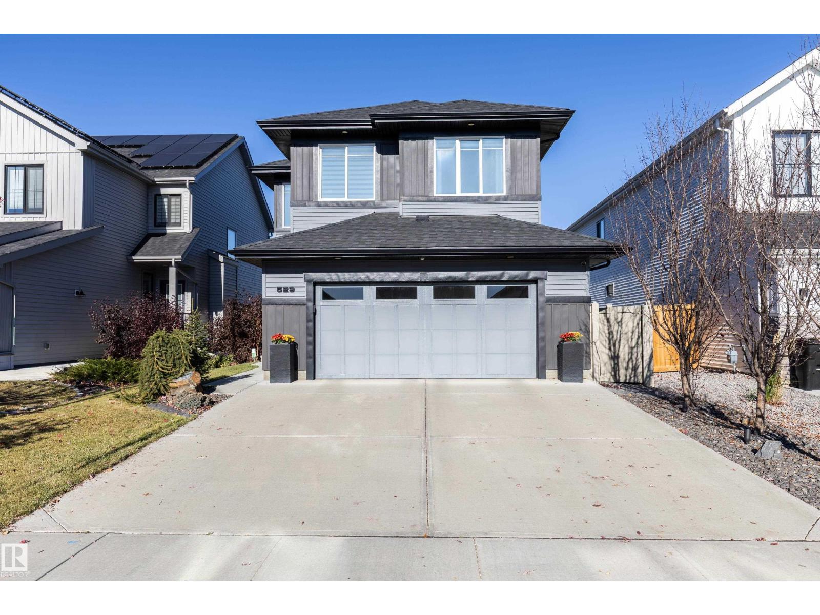 529 EAGLESON WD NW, Edmonton, Alberta