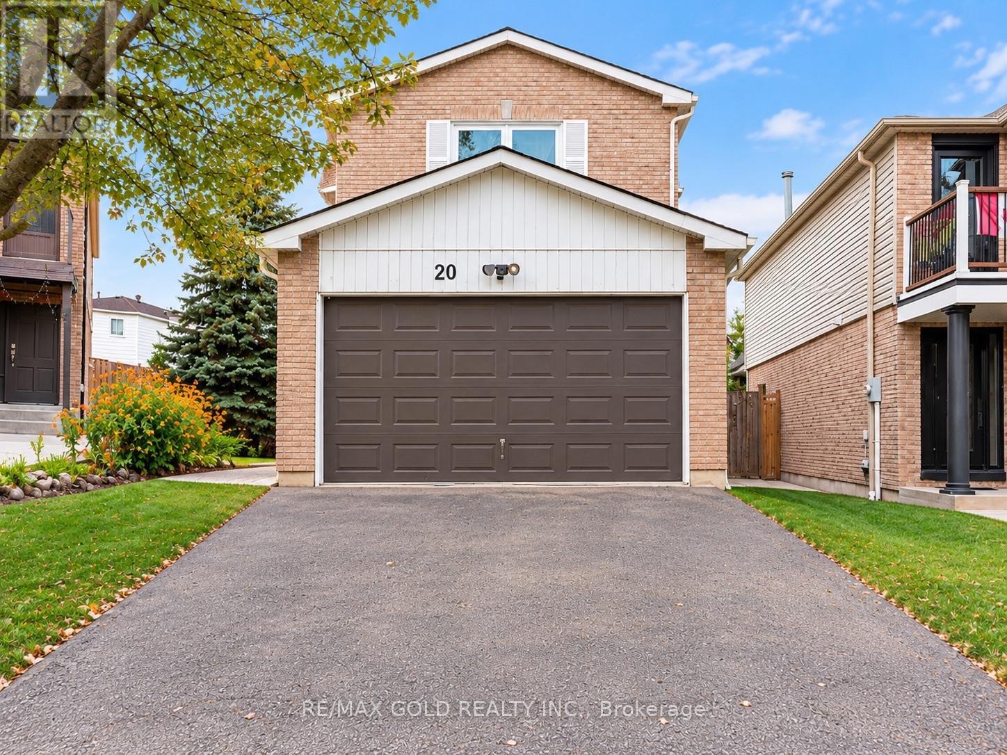 20 SIFTON PLACE, Brampton, Ontario
