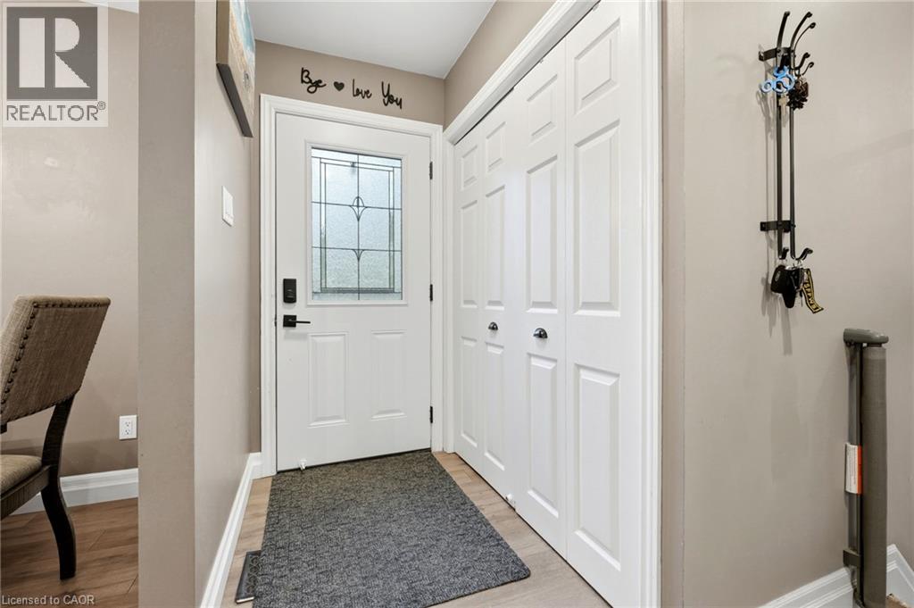 2324 Coldstream Drive, Burlington, Ontario  L7P 3T3 - Photo 6 - 40872107