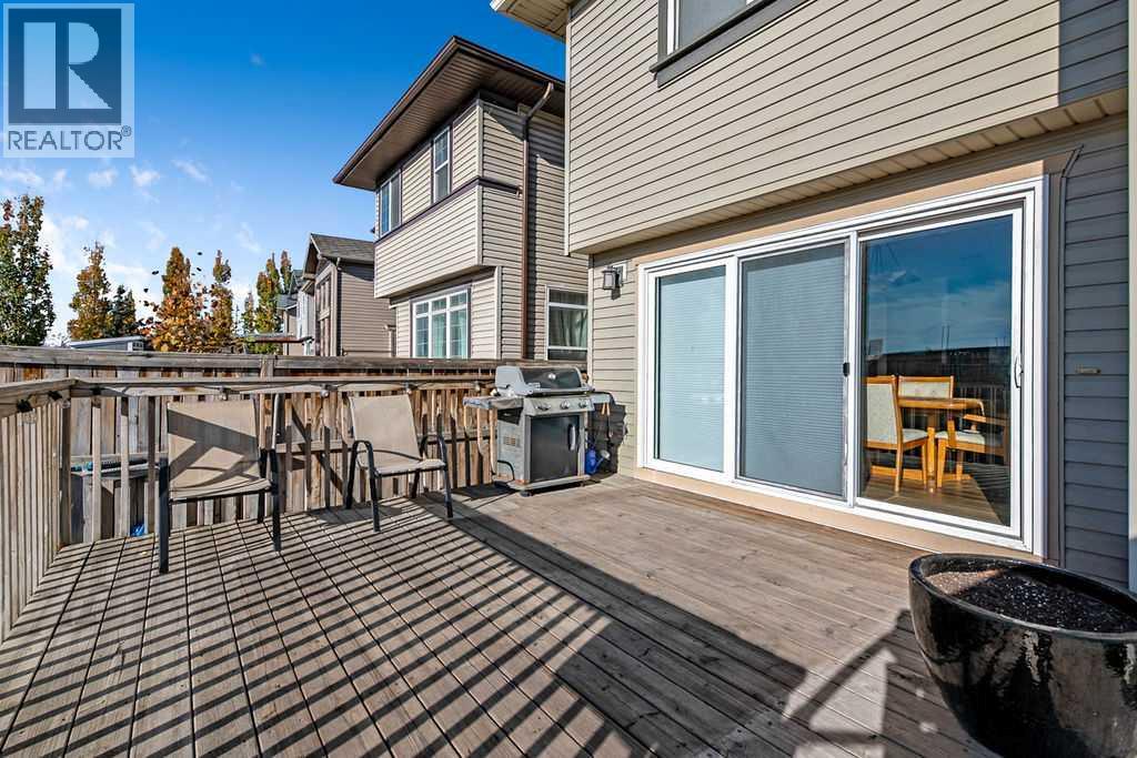 180 Chapalina Heights SE