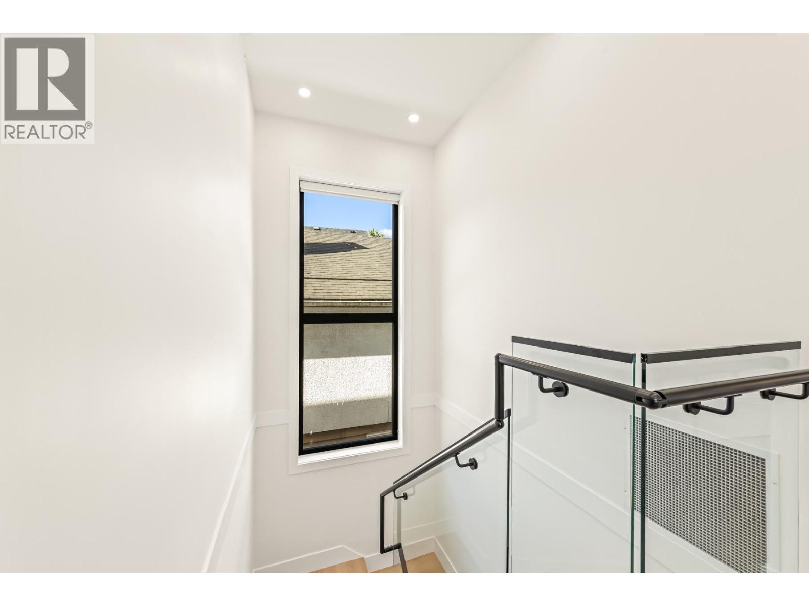 1 2686 Mcgill Street, Vancouver, British Columbia  V5K 1H3 - Photo 23 - R3177755