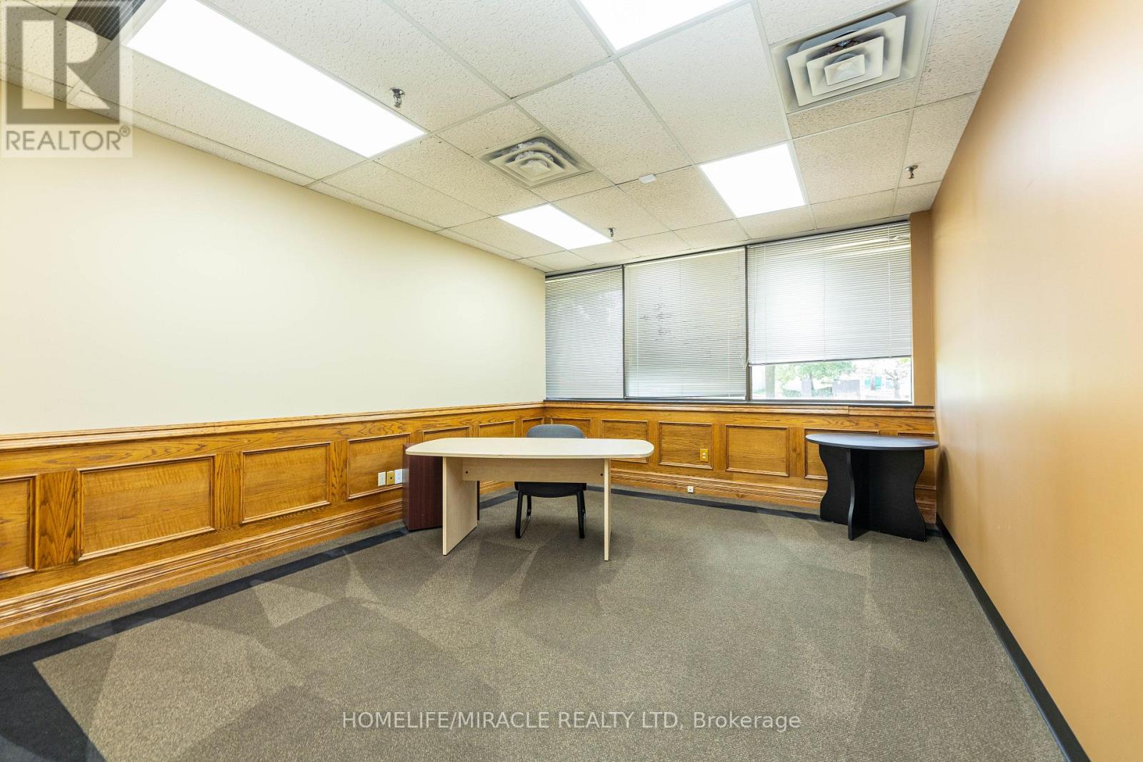 11 Automatic Road E, Brampton (Gore Industrial North), Ontario  L6S 4K6 - Photo 39 - W14112574
