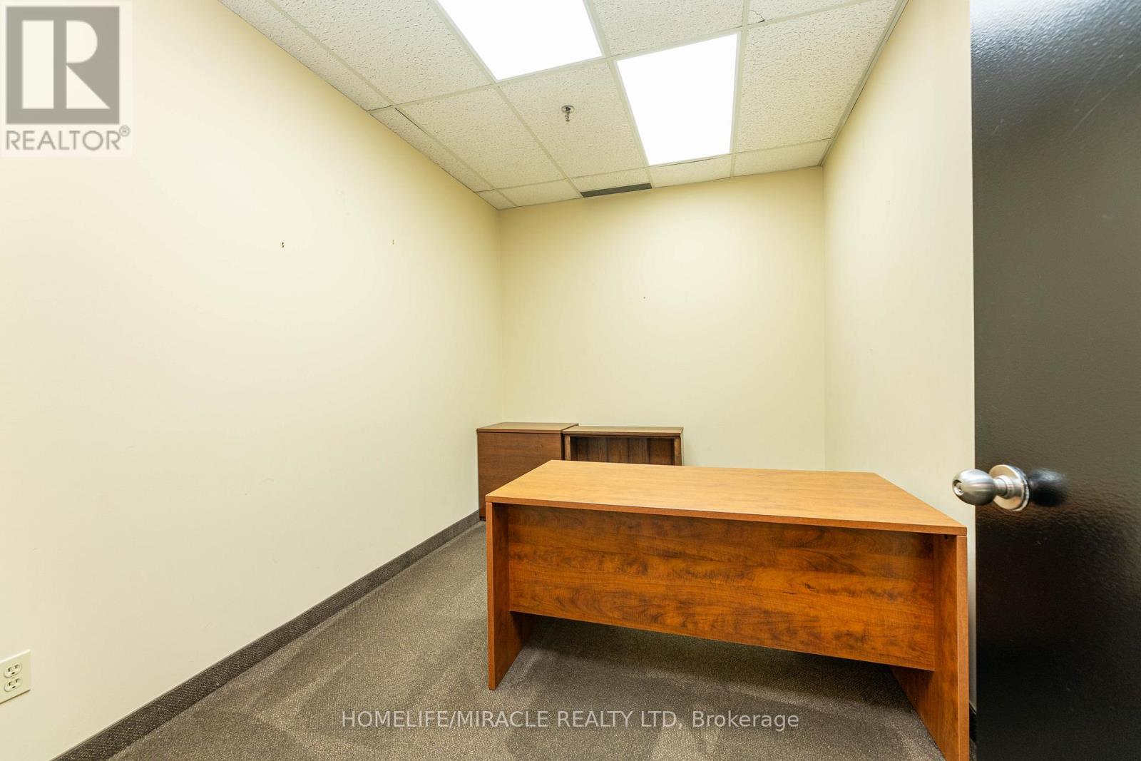 11 Automatic Road E, Brampton (Gore Industrial North), Ontario  L6S 4K6 - Photo 46 - W14112574