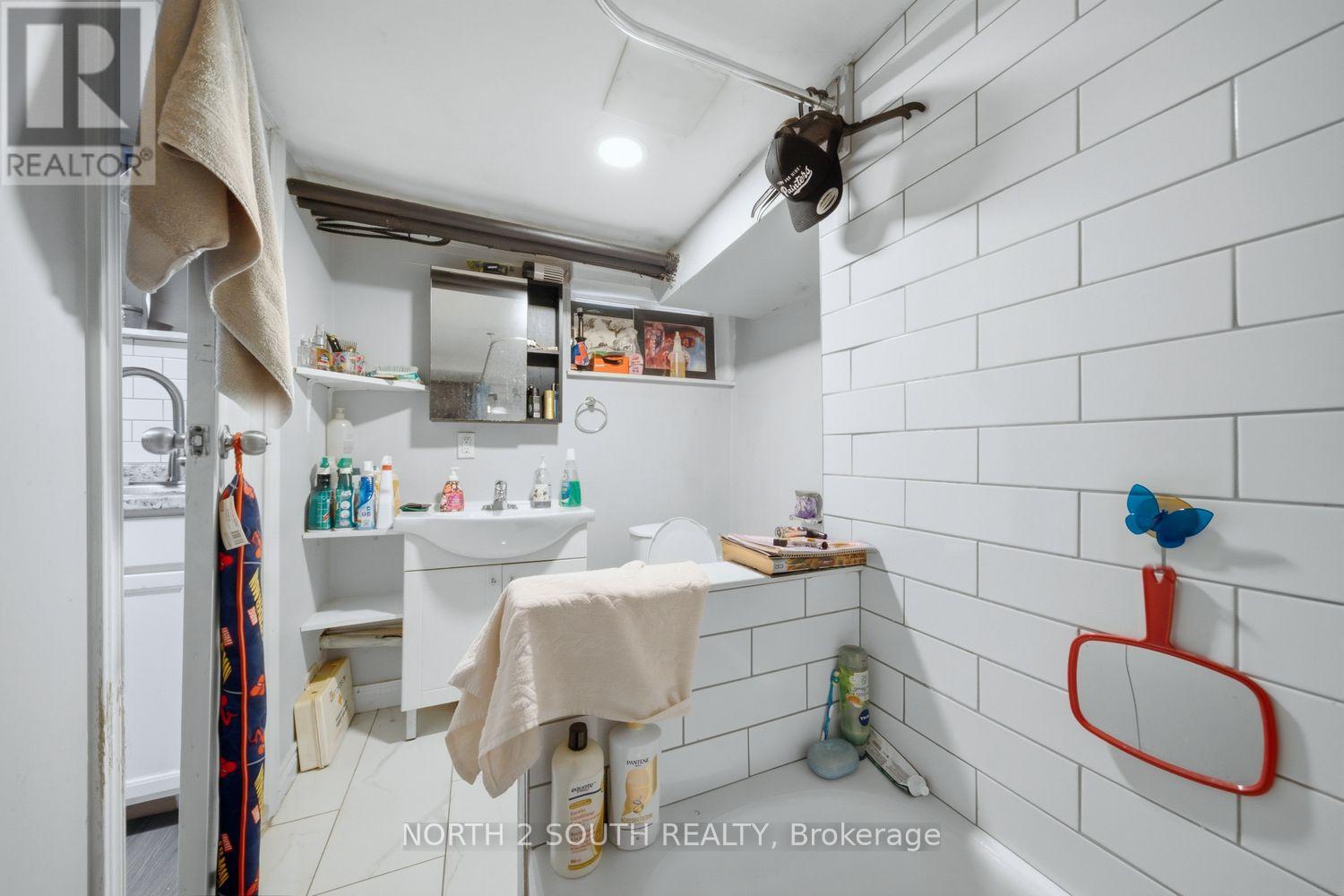 880 Dundas Street E, London East, Ontario  N5W 3A1 - Photo 43 - X14112546