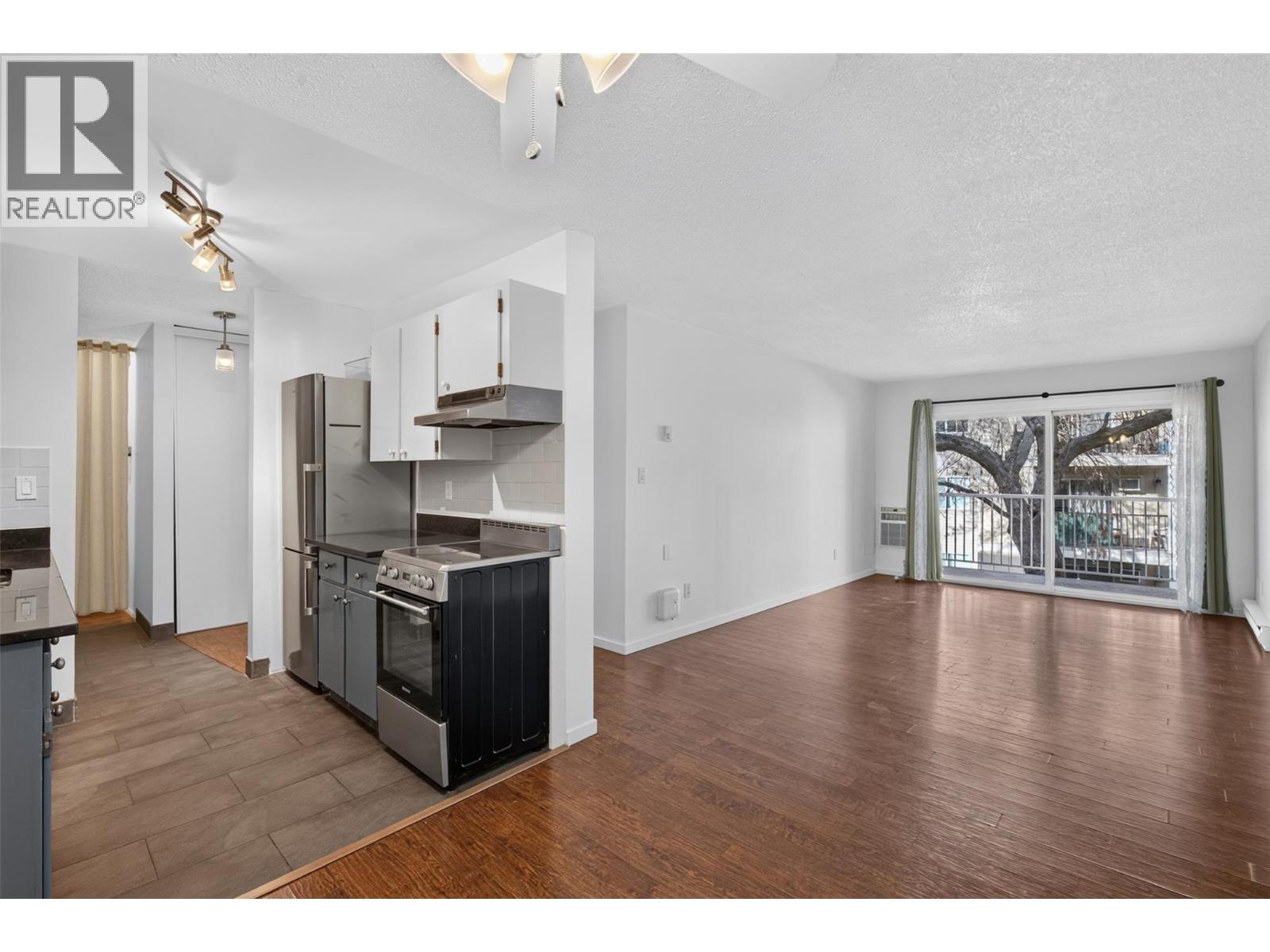 395 Franklyn Road Unit# 214, Kelowna, British Columbia  V1X 5X8 - Photo 5 - 10404191