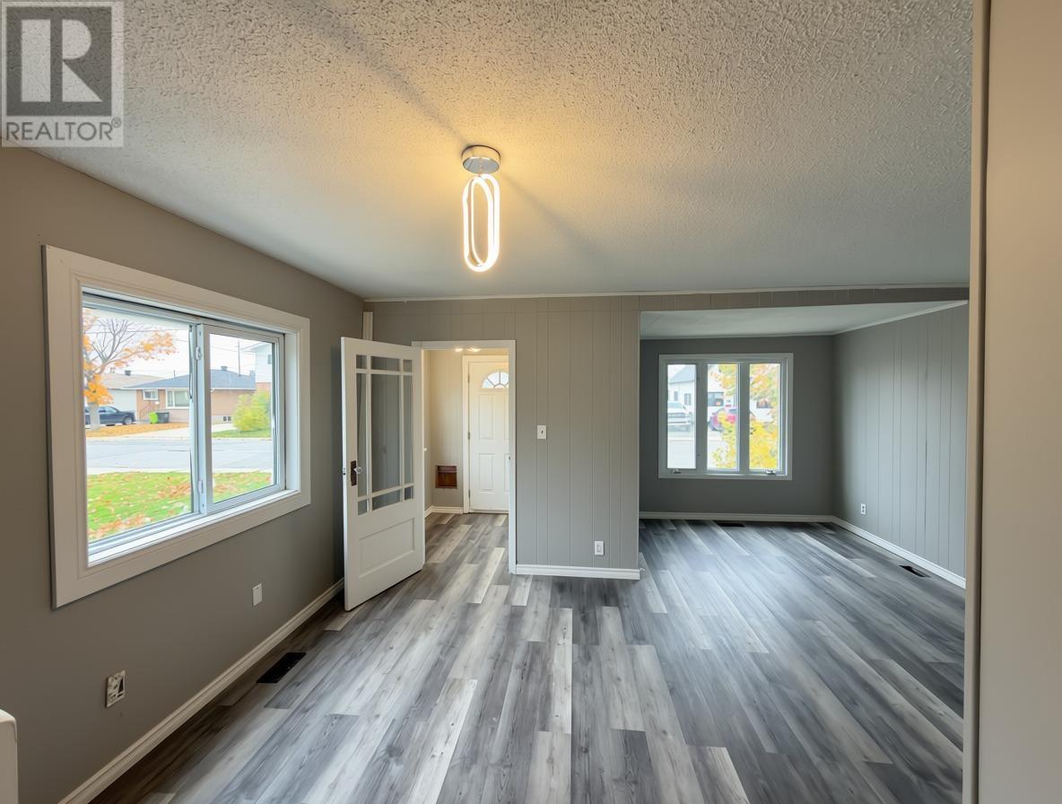 580 Charles St, Sault Ste. Marie, Ontario  P6C 3L9 - Photo 4 - SM262973