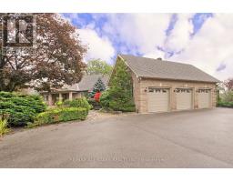15 LOBRAICO LANE, Whitchurch-Stouffville, Ontario
