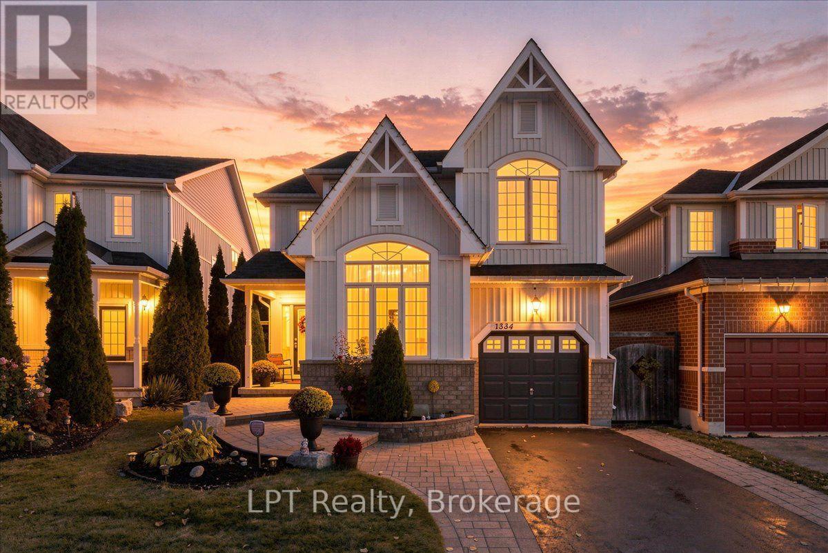 1334 TALL PINE AVENUE, Oshawa, Ontario