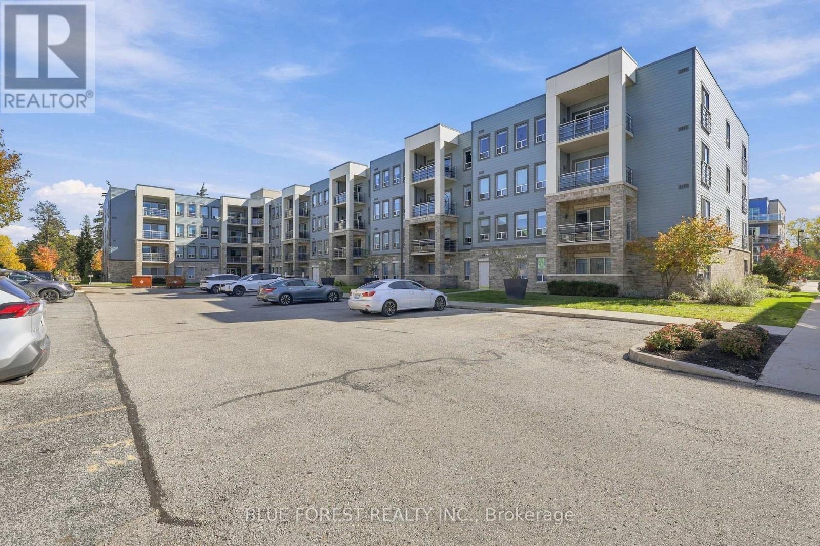 205 - 320 Sugarcreek Trail, London North, Ontario N6H 0G3 - Photo 2 - X14112592