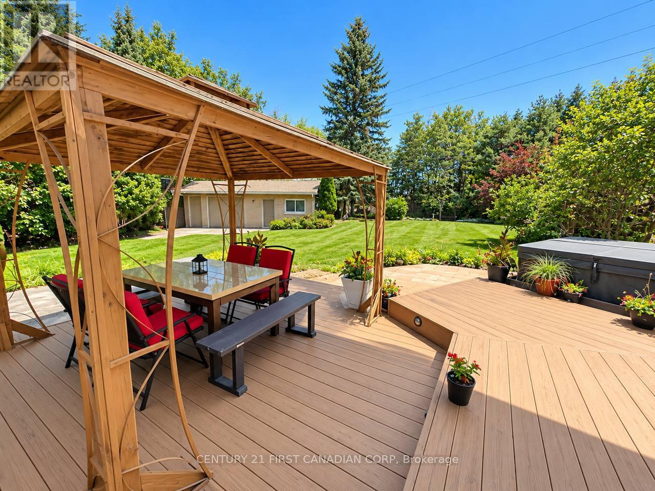509 Regal Court, London East, Ontario  N5Y 1K4 - Photo 3 - X14112656